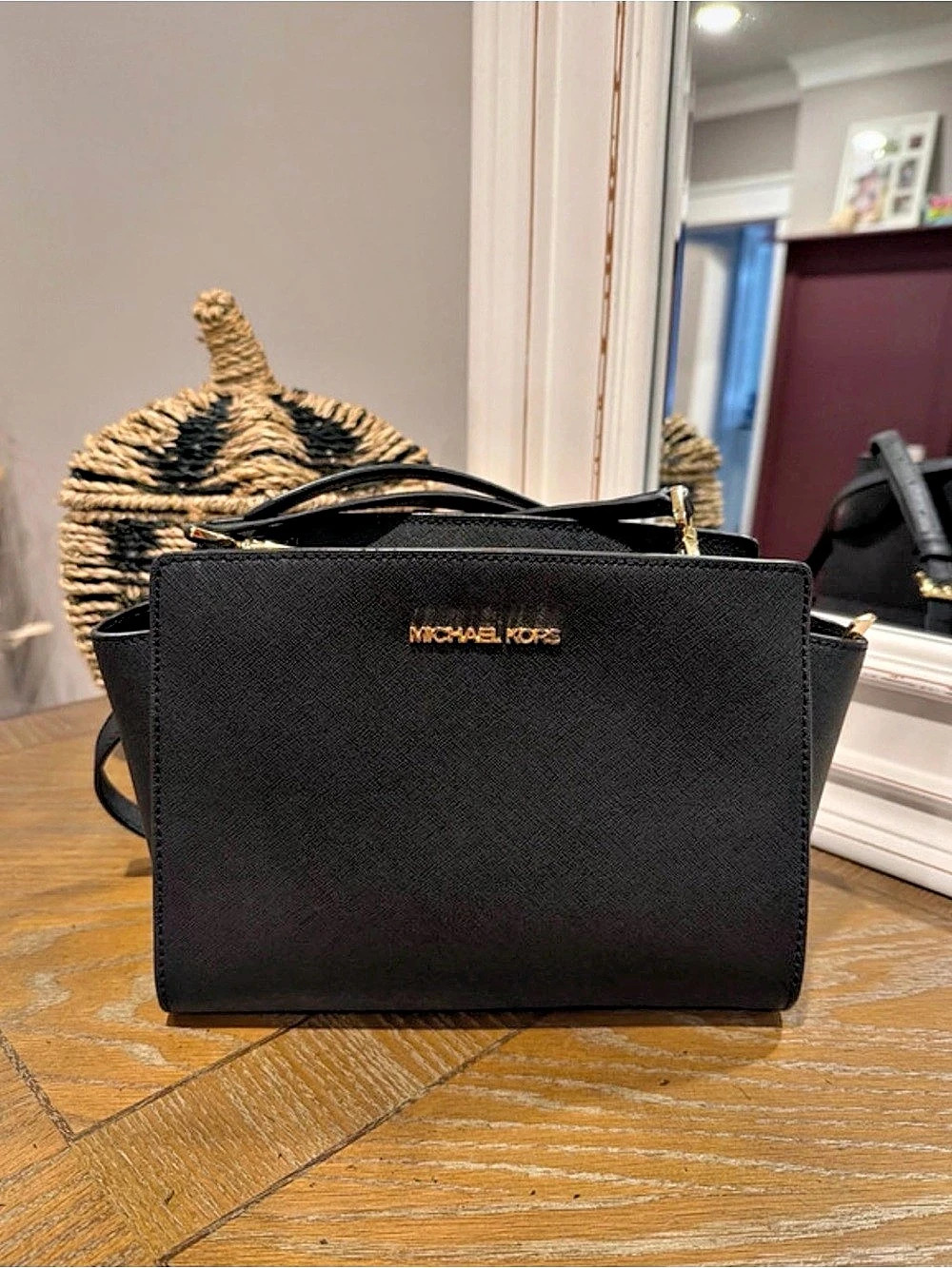 Michael Kors Leather Crossbody Black